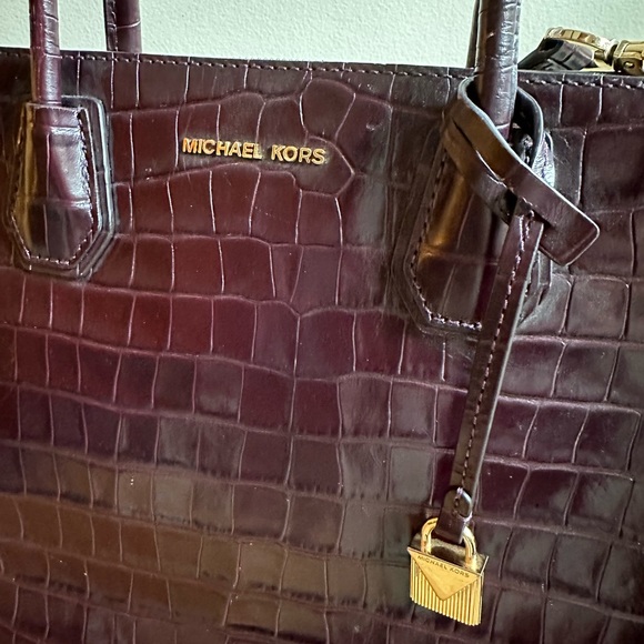 Purple Alligator Print MK Bag - Picture 3 of 7